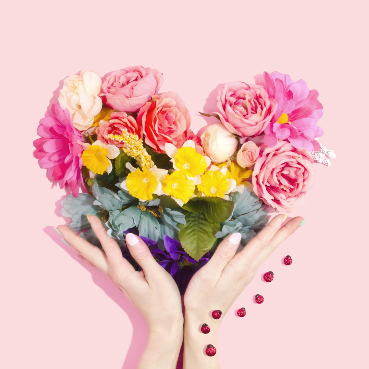 Roses Vase Arrangement